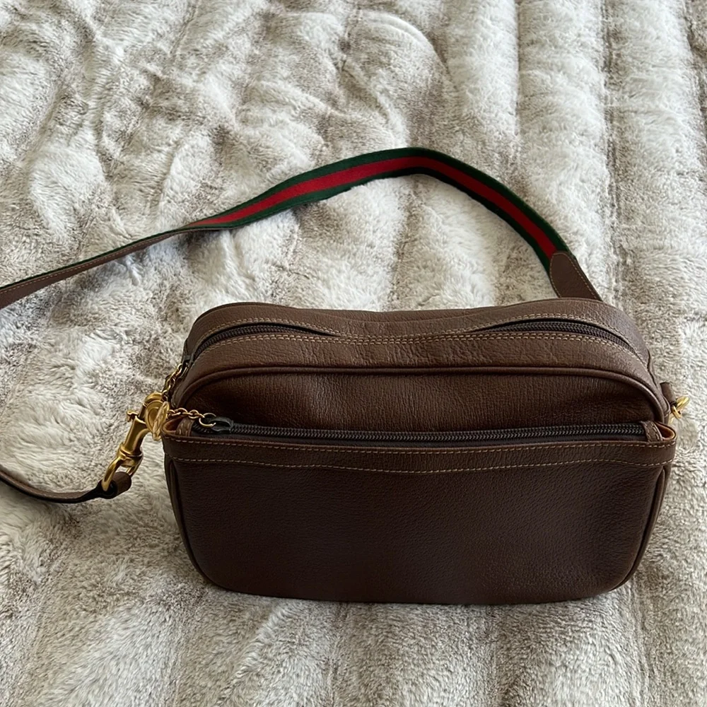 Vintage Gucci purse , nice condition - Picture 2 of 9